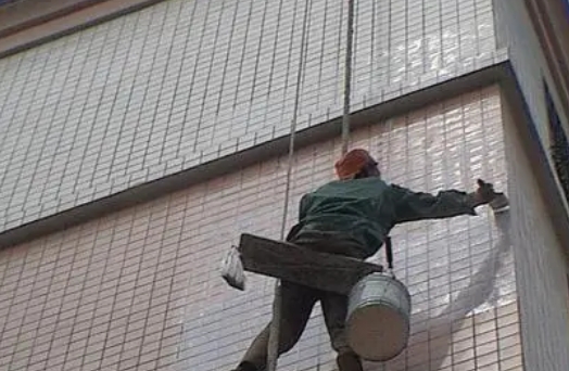 达州市卫生间漏水维修公司分享下达州市外墙防水的必要性。
